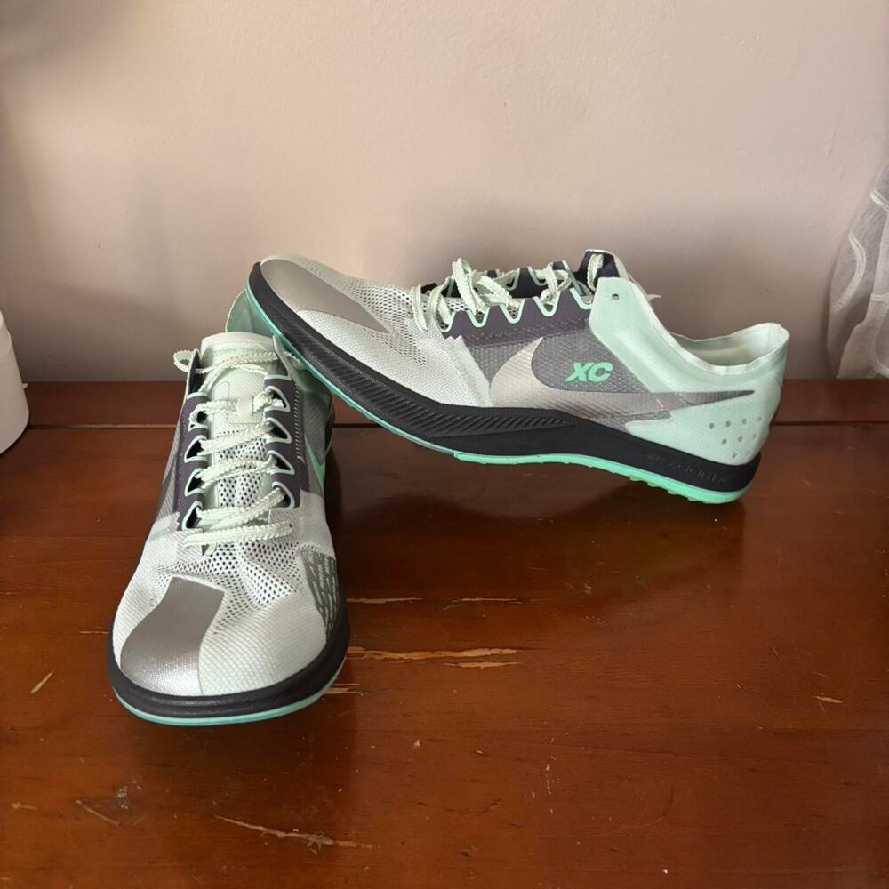 Nike dragonfly xc spikes size